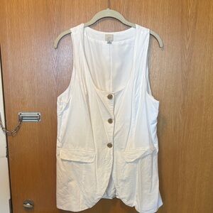 White Sleeveless Vest Top - Scoop Neck